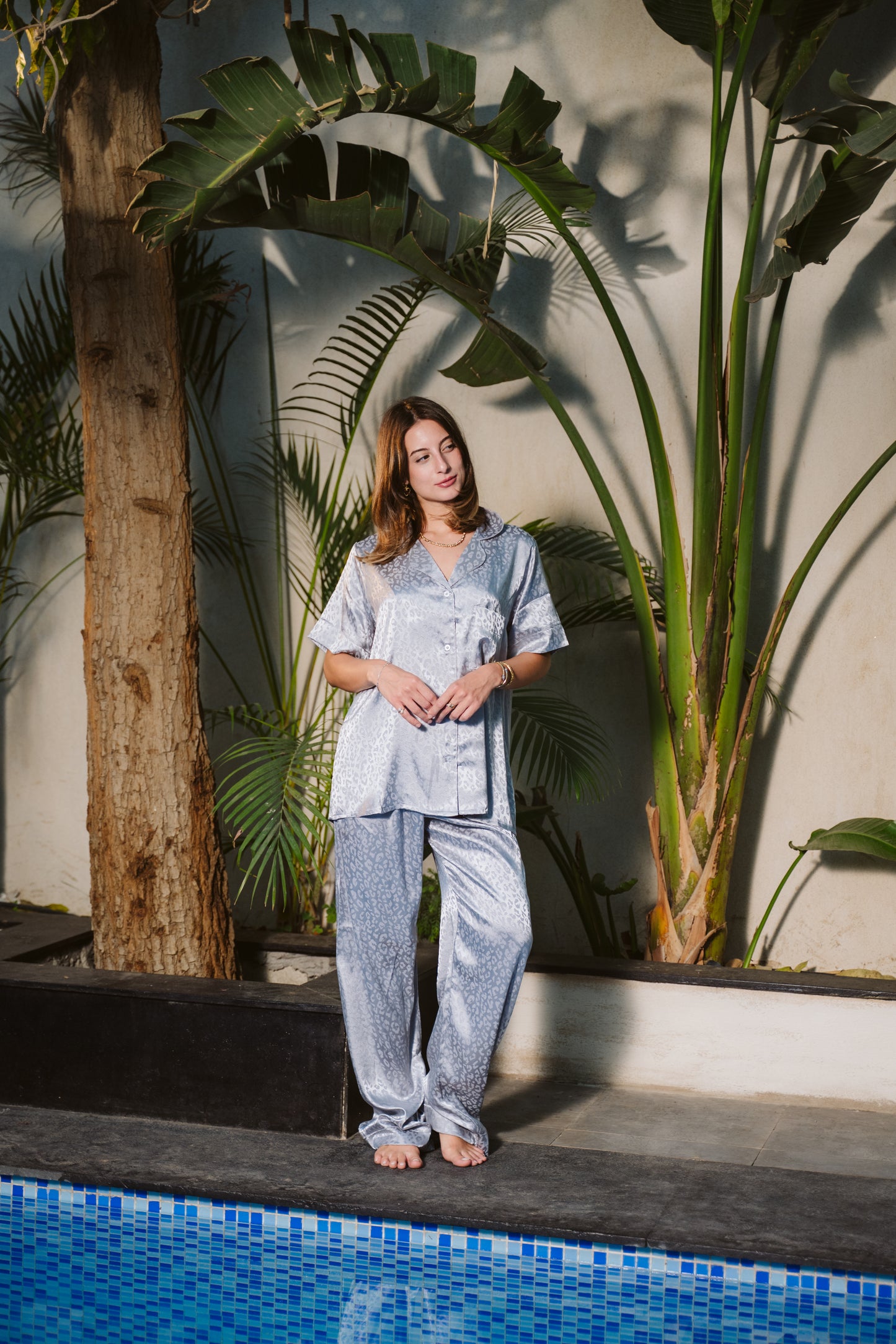 Chic Chita in Gray