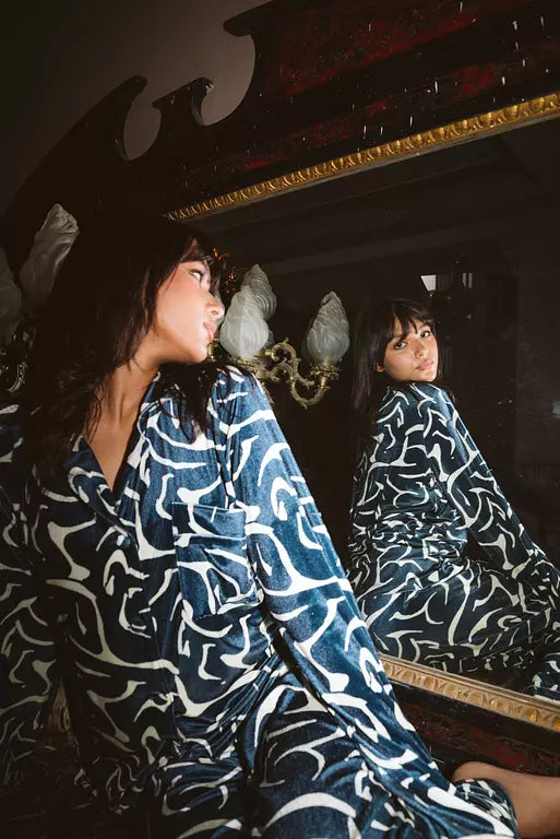 Abstract Glow PJ