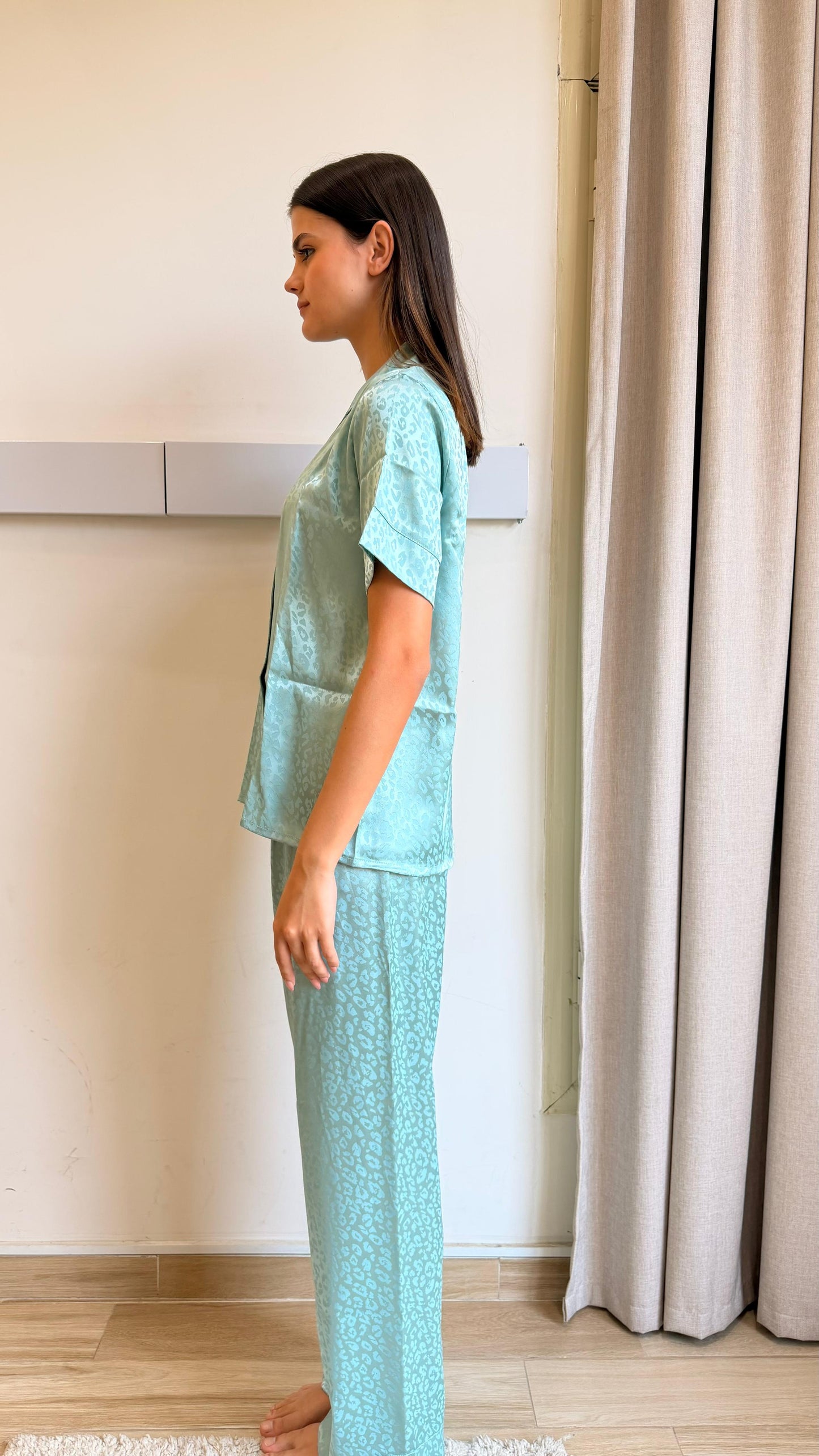 Chic Chita in Mint green